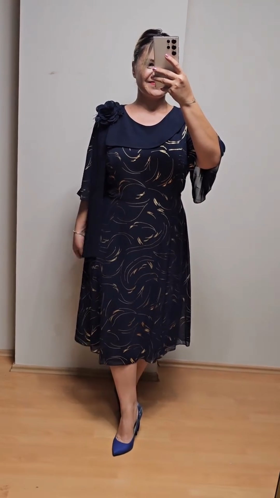 š„šćS-5XLćSukienka z haftowanej koronki, duży rozmiar, modna i elegancka