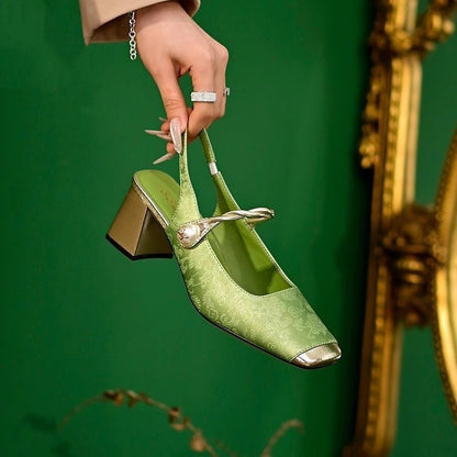 🌟【35-40】✨Nowy modny haft w kwiaty, elegancki temperament w stylu retro, damskie buty Mary Jane👡